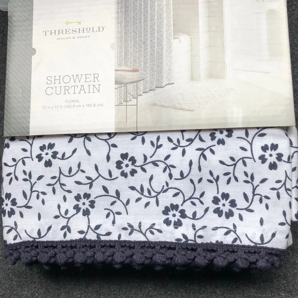 Threshold 100% Cotton Shower Curtain White + Small Navy Flowers Size 72